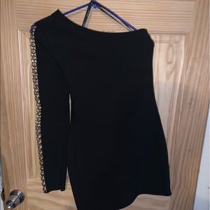 GuessbyMarciano One-shoulder Black & Gold mini